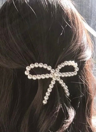 Allereyae Vintage Pearl Bow Hair Clip Barrette Faux Pearl Hair