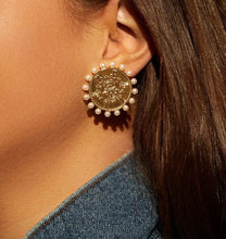 Aaliyah Earrings